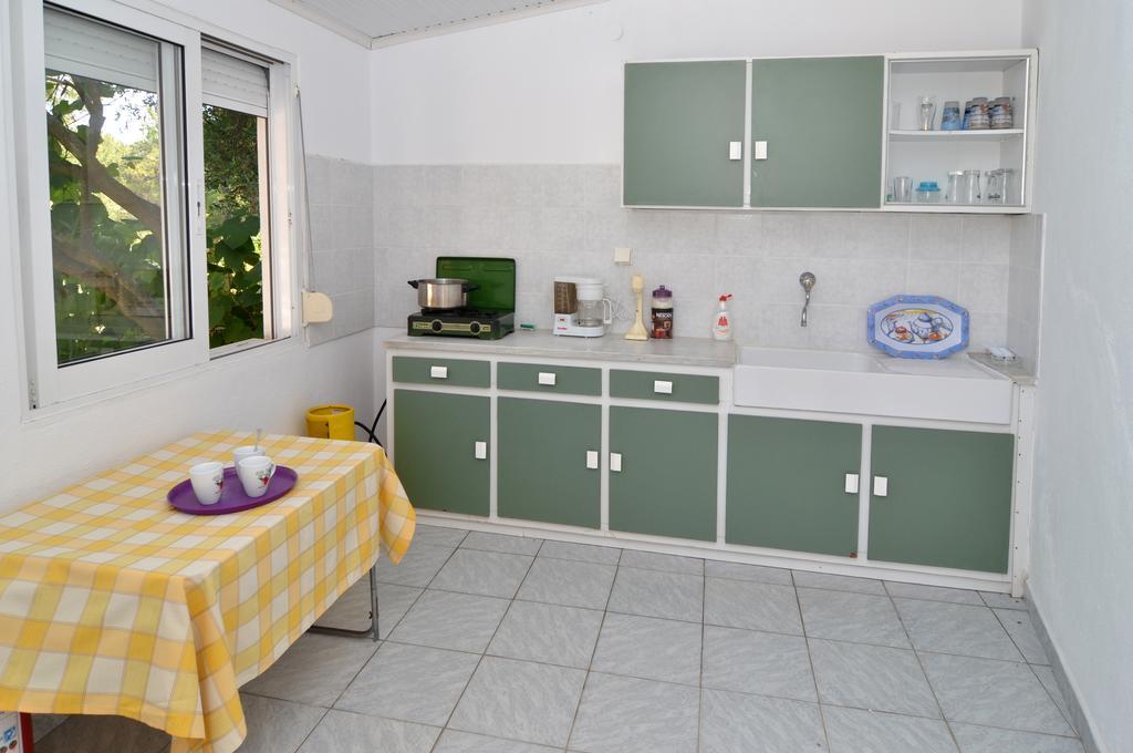 Pension Giannis Αdults Only Койнира Екстериор снимка