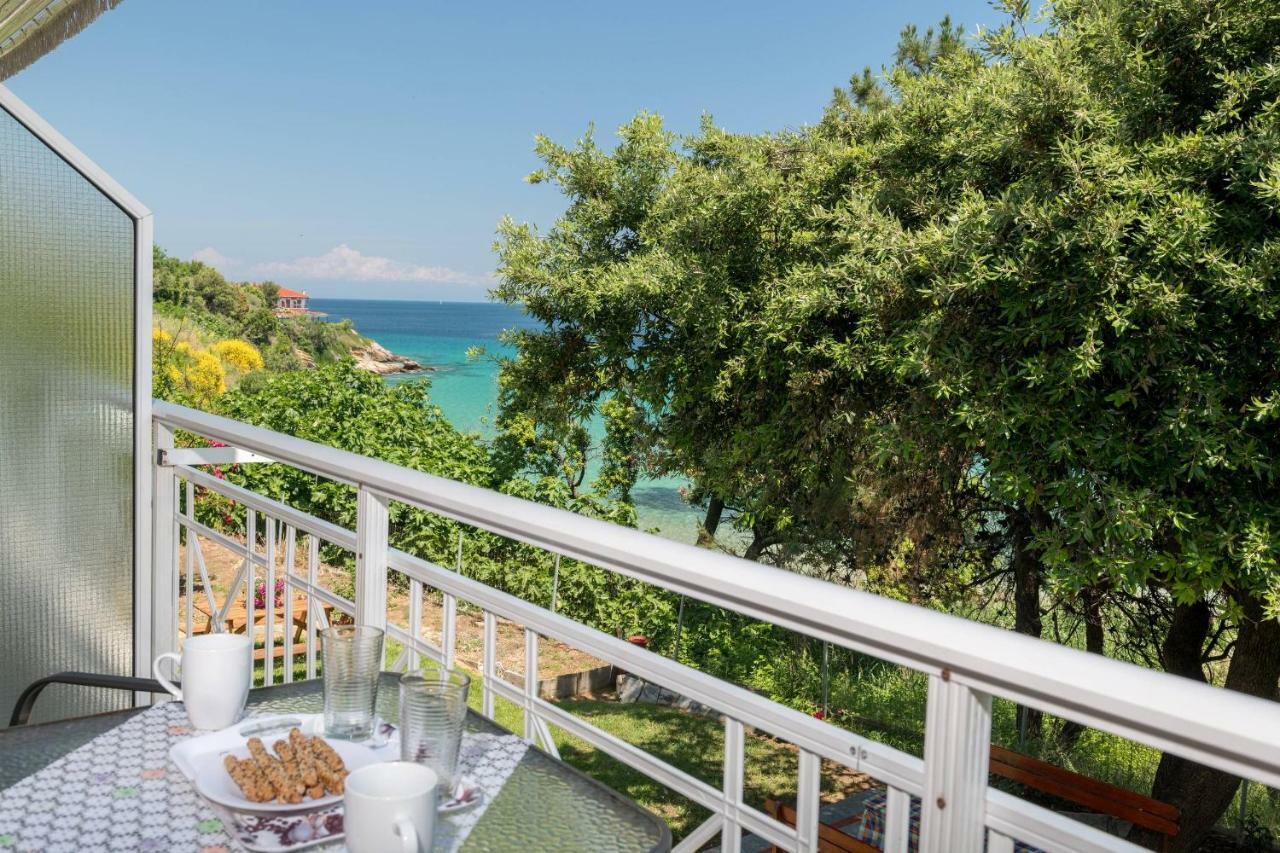 Pension Giannis Αdults Only Койнира Екстериор снимка
