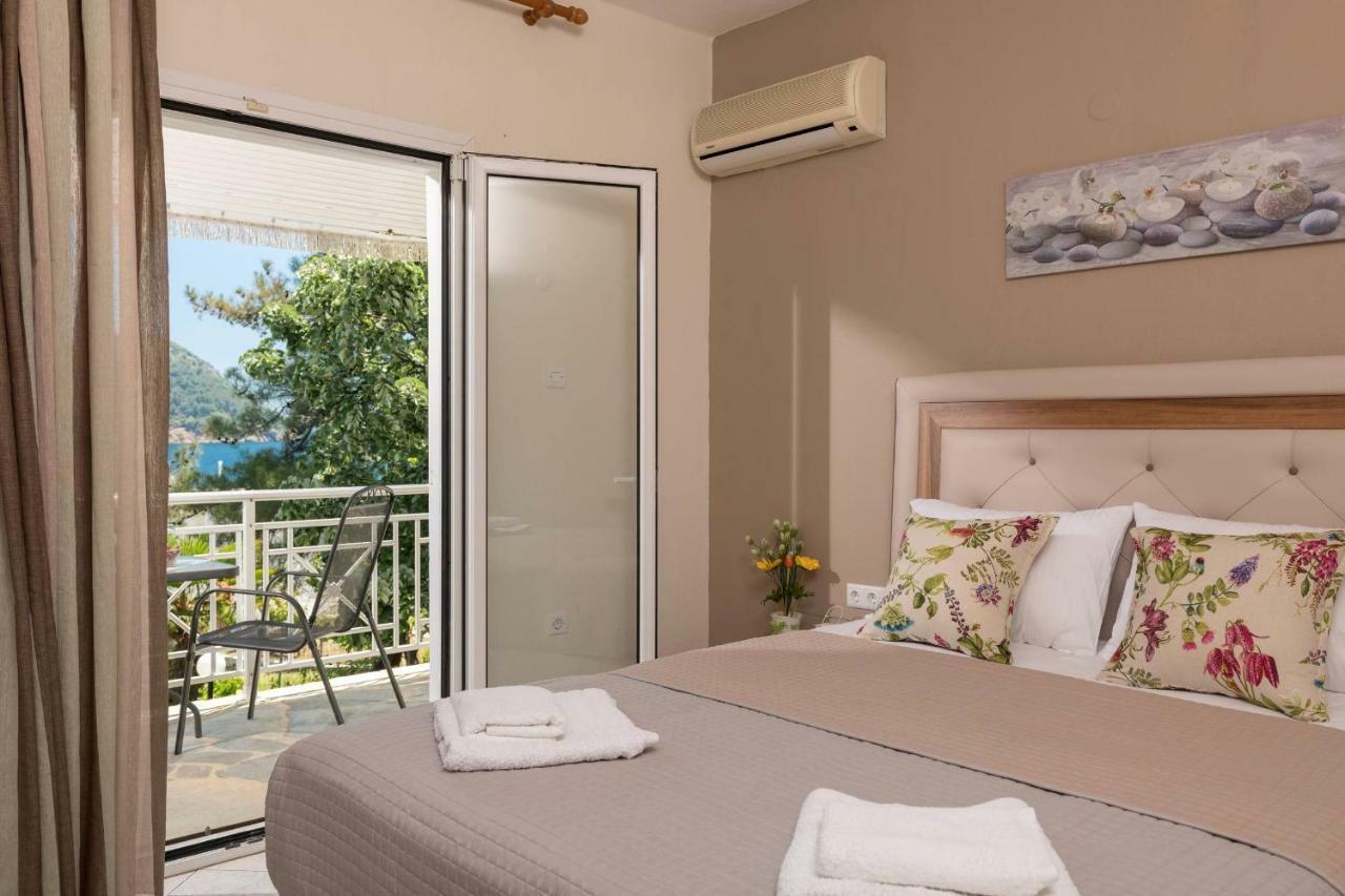 Pension Giannis Αdults Only Койнира Екстериор снимка